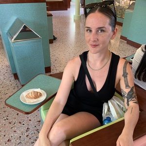 Meet your Posher, Emma